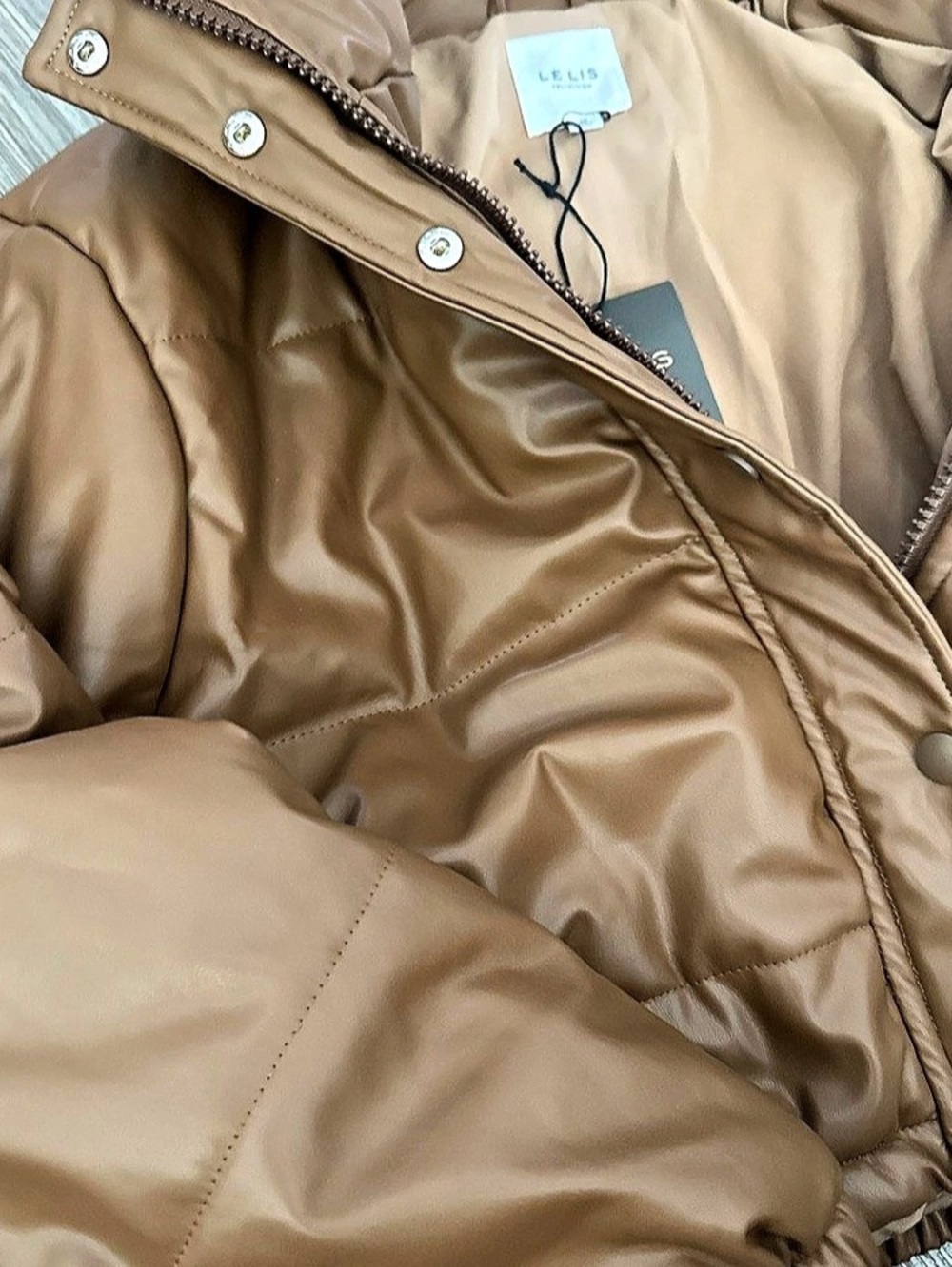 LE LIS Puffer Jacket in Brown Size Medium NWT - Picture 5 of 8